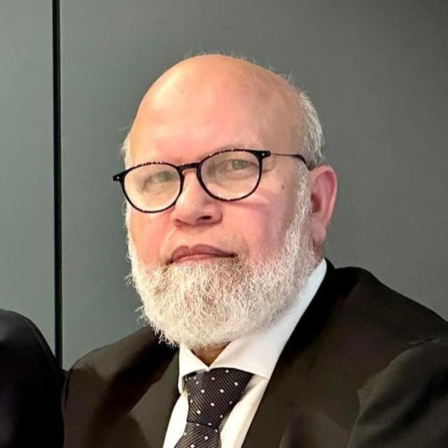 Dr Haroon Khan